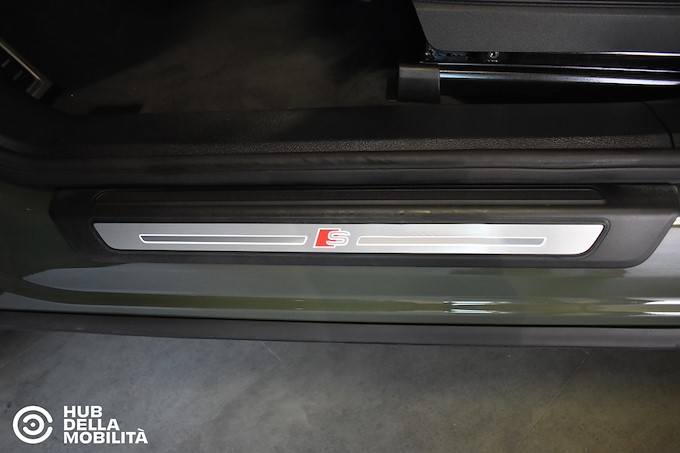 AUDI Q5 SPB 40 TDI quattro S tronic Identity Black S line